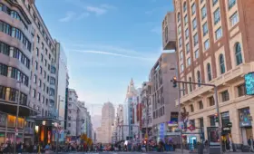 Tiendas en la Gran Vía de Madrid
